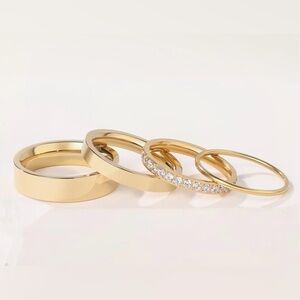 Elegant Gold Ring Set